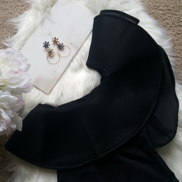 All sizes added!!!🎉Sexy off shoulder bodysuit!🎉 - Picture 4 of 8